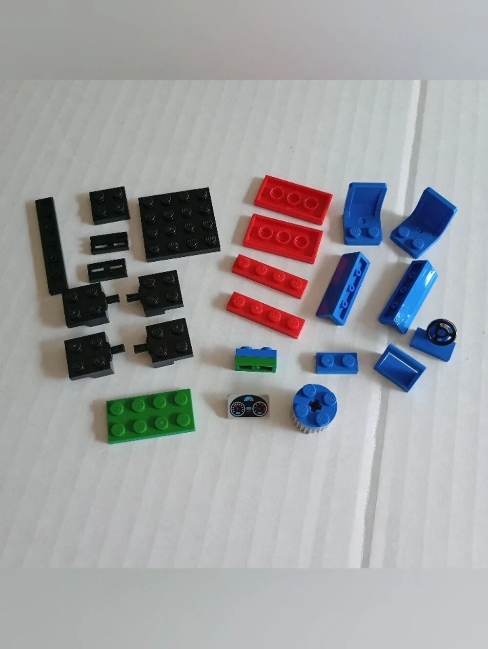 LEGO City Holiday Camper Van (60283) - Incomplete - For Parts Only - See Photos